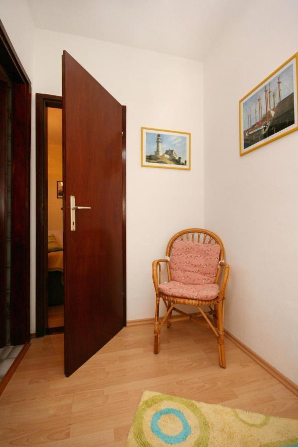 Apartments With A Parking Space Jadranovo, Crikvenica - 5533 Bagian luar foto